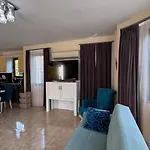Dalyan Turaman Private Pool Sleeps 10 Villa *